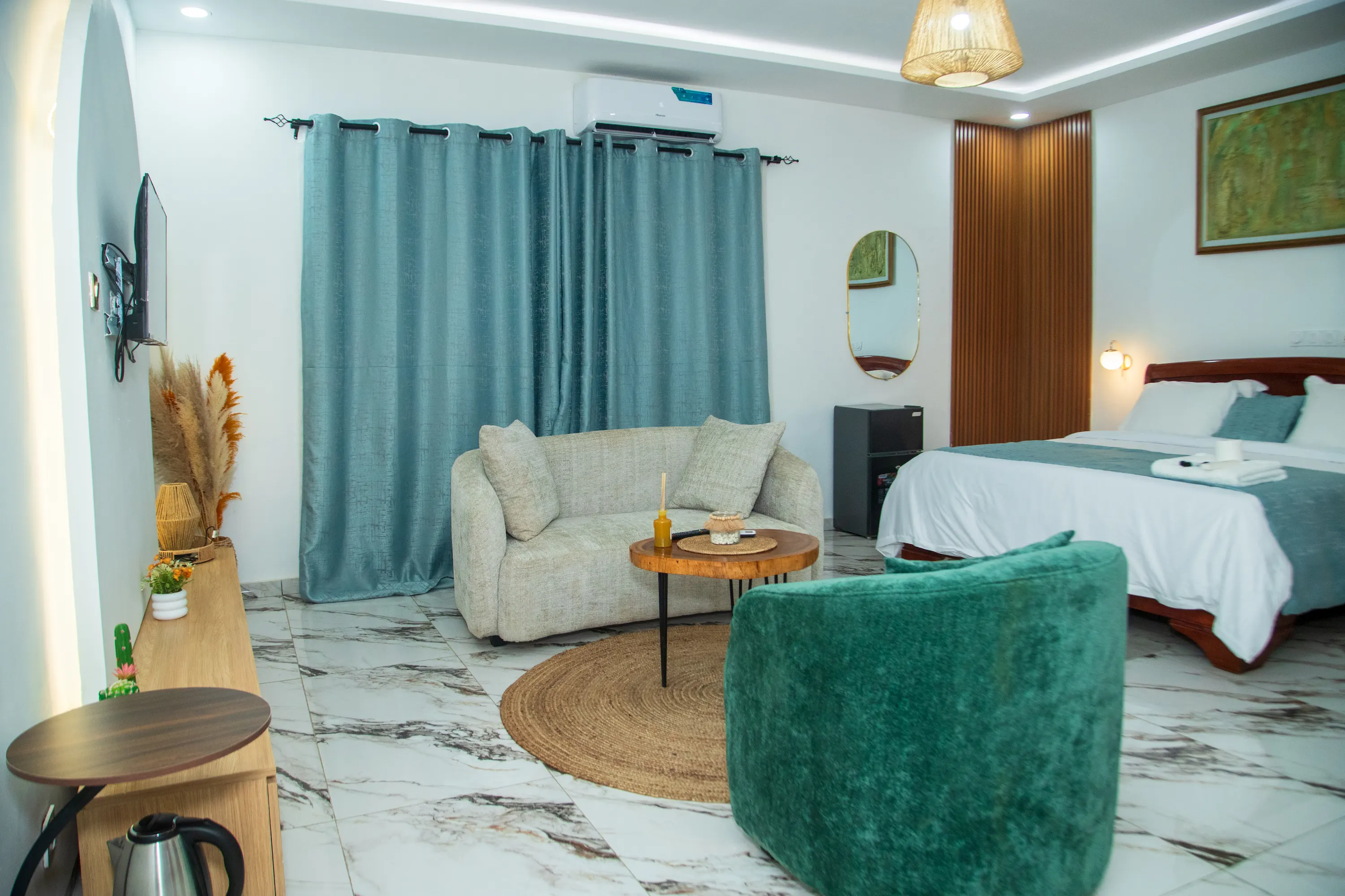 Mini Suite