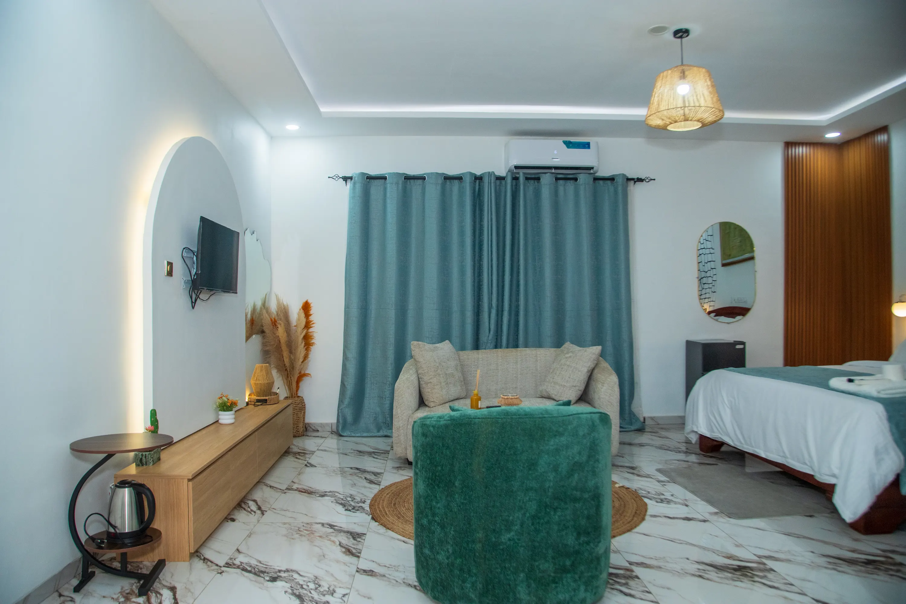 Mini Suite